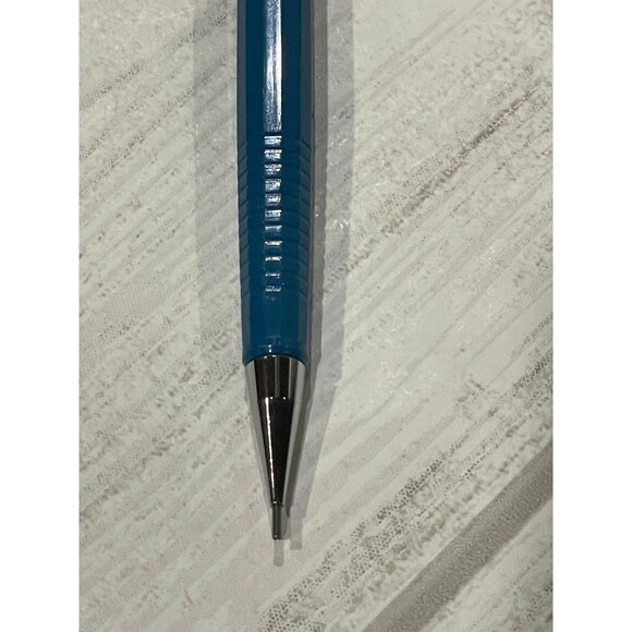 Pentel P207 7 mm to pencils, mechanical with erasers great condition see pics - Picture 3 of 10